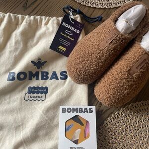 Bombas Tan Fleece Slippers
